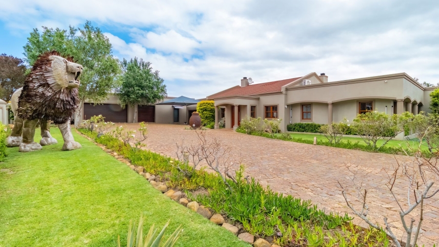 6 Bedroom Property for Sale in Tre Donne Estate Western Cape
